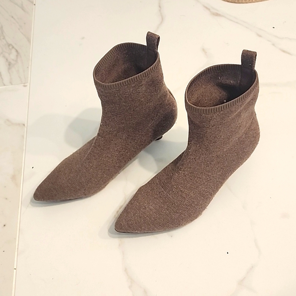 Vivaia Boots size 39